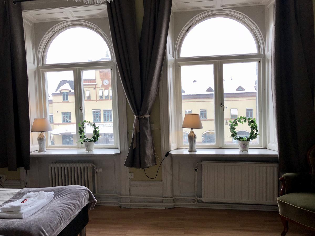 Jaernvaegshotellet Gävle Eksteriør billede